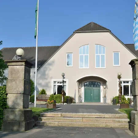 Golfhotel Fahrenbach Otel 3*