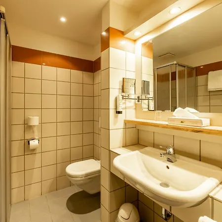 Golfhotel Fahrenbach Otel Tröstau