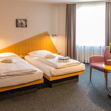 Golfhotel Fahrenbach Otel 3*