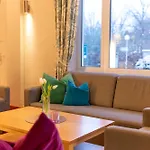 法衡巴高尔夫酒店 Tröstau