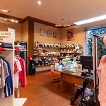 法衡巴高尔夫酒店 3*
