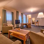 法衡巴高尔夫酒店 3* Tröstau